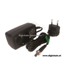 Adapter 12V 2A (lockable)